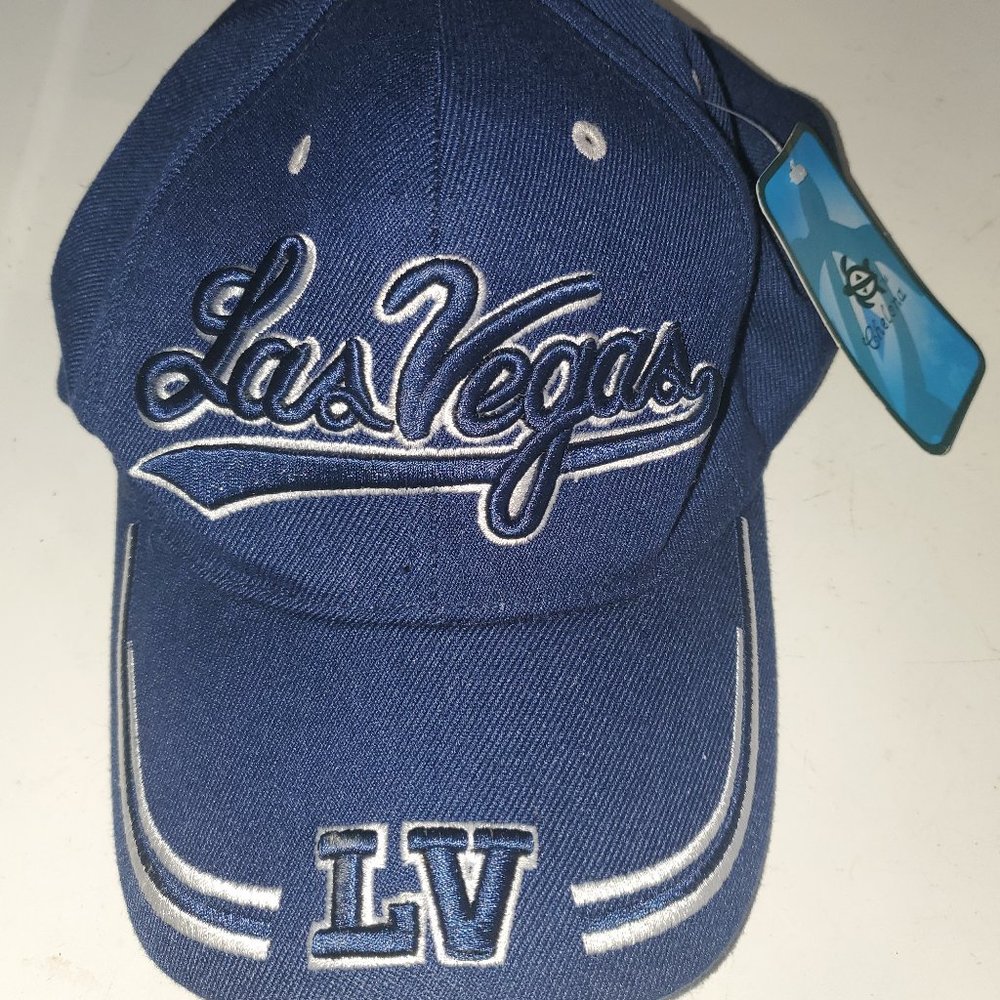NEW Chelona Las Vegas Hat